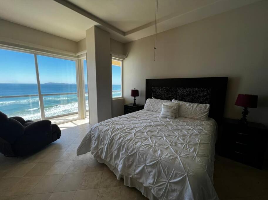Access - Beach Penthouse Papas And Beer 2 Miles Wifi Rosarito Eksteriør billede