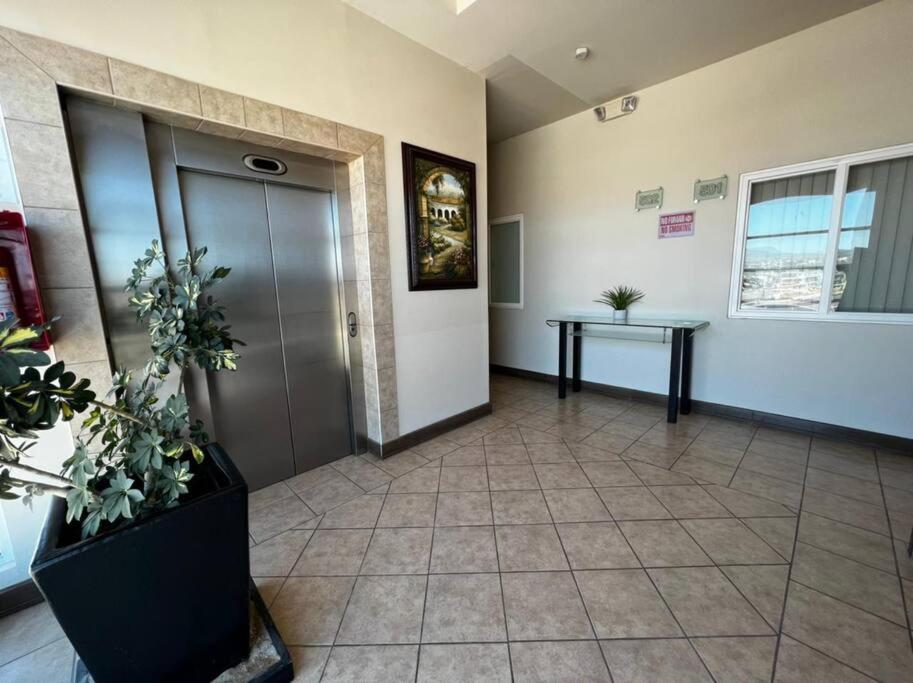 Access - Beach Penthouse Papas And Beer 2 Miles Wifi Rosarito Eksteriør billede